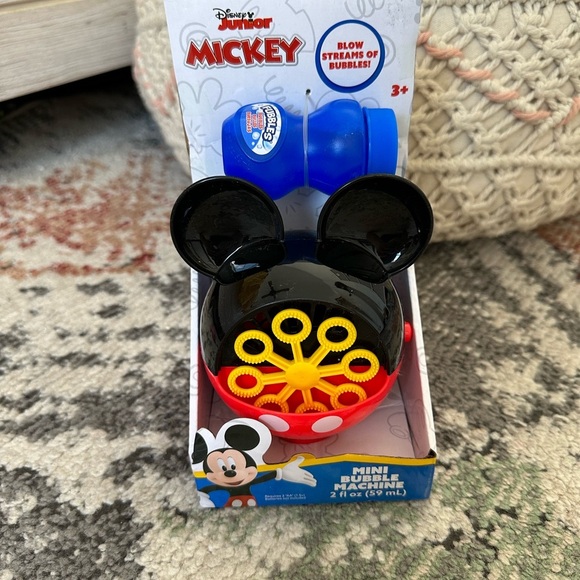 New Disney Junior Mickey Mouse Mini Bubble Machine & Bubbles kids - Picture 10 of 10